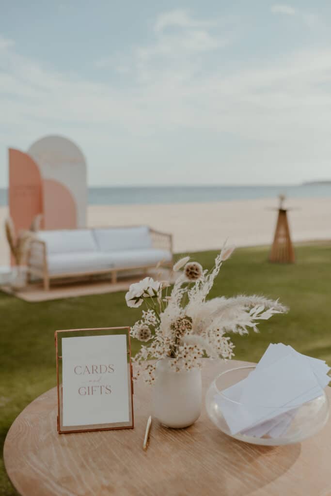 Beach wedding details in San Jose del cabo