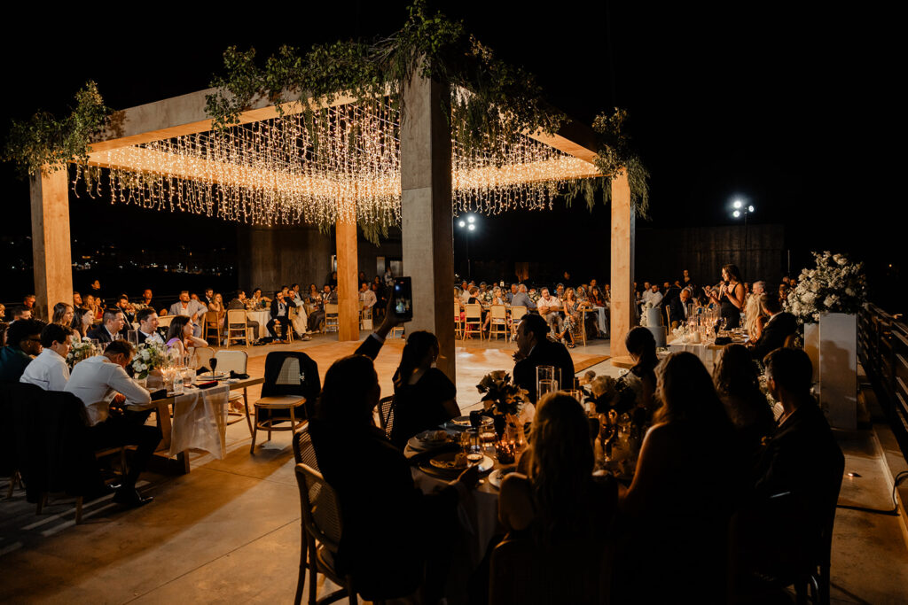 Re-Defining Beach Black Tie in Los Cabos. Round tables centerpiece